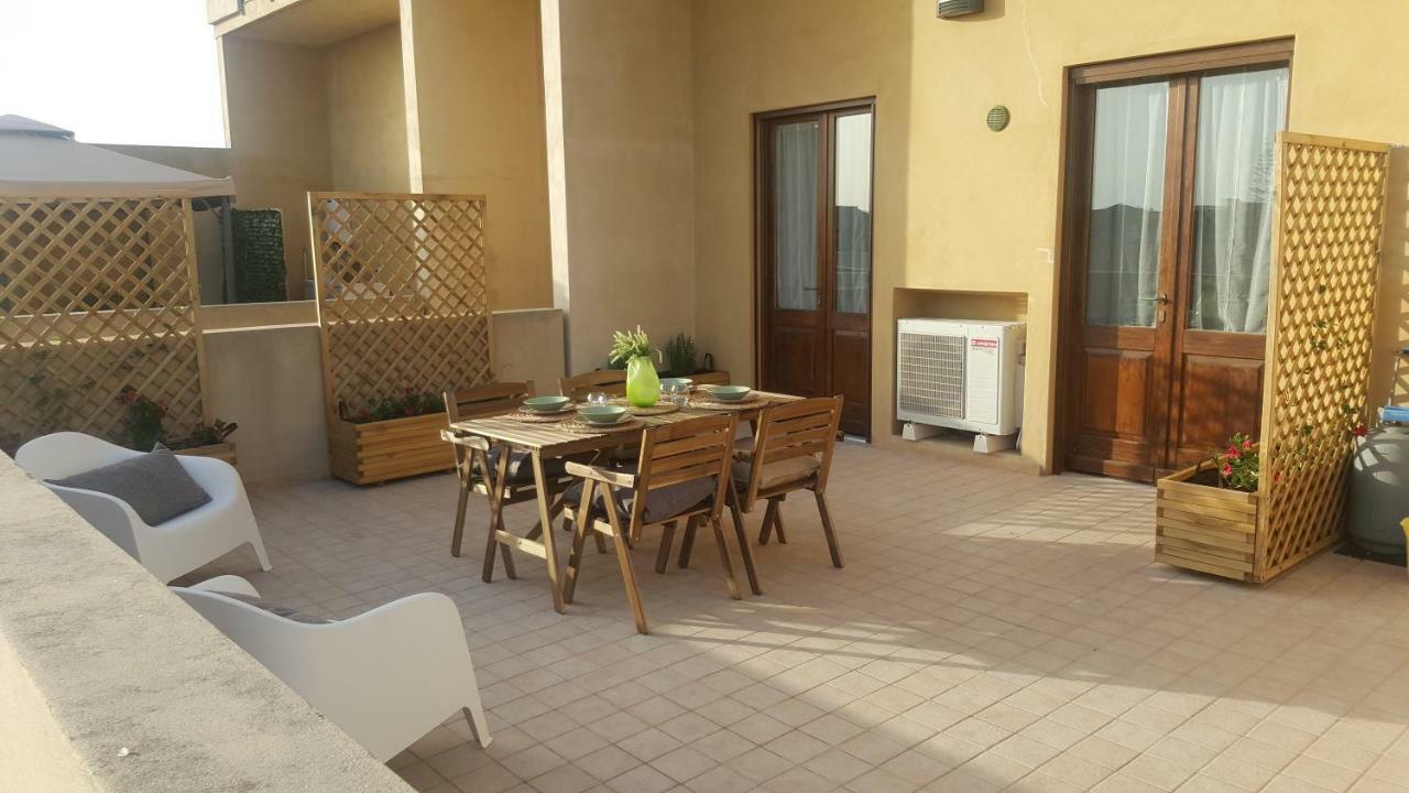 Giuly Home One Càbras 外观 照片